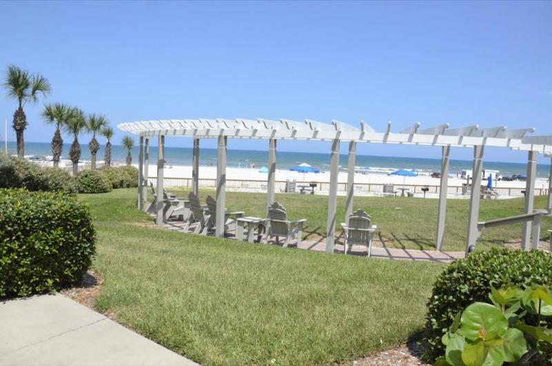 Coconut Palms Beach Resort 뉴스머나비치 외부 사진