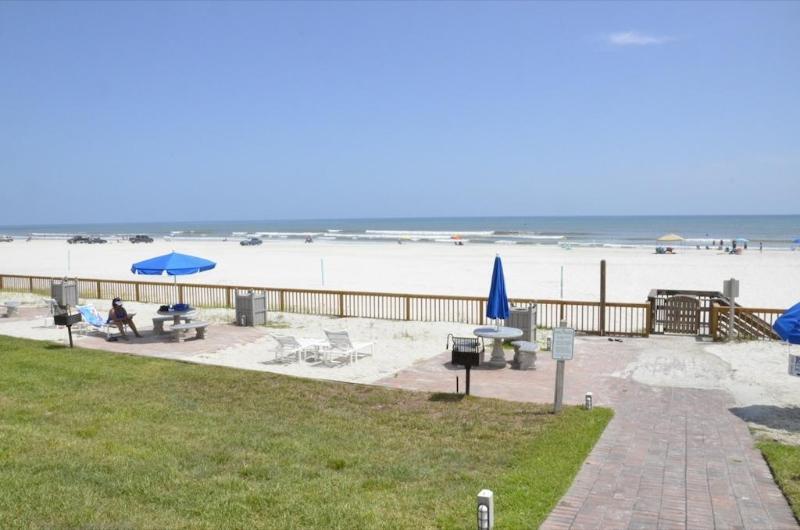 Coconut Palms Beach Resort 뉴스머나비치 외부 사진