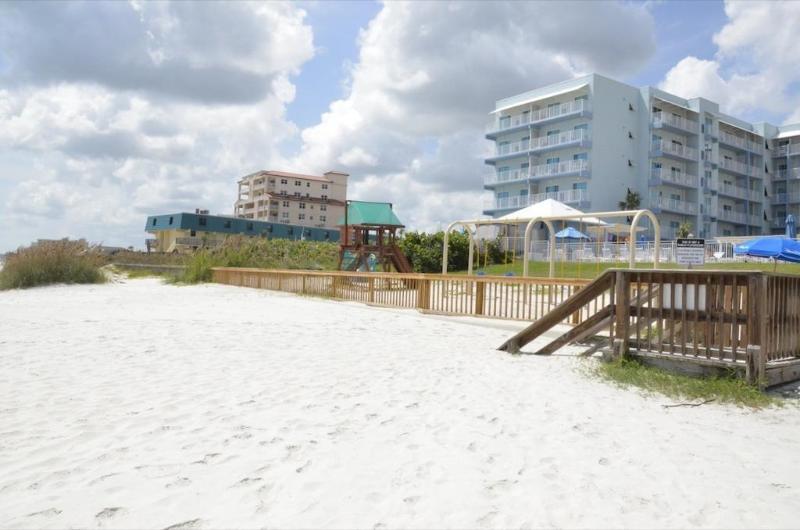 Coconut Palms Beach Resort 뉴스머나비치 외부 사진